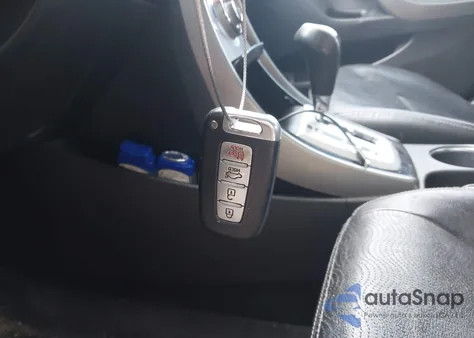 2012 Hyundai Elantra Limited (Ulsan Plant) from USA, damaged, VIN KMHDH4AE0CU374001